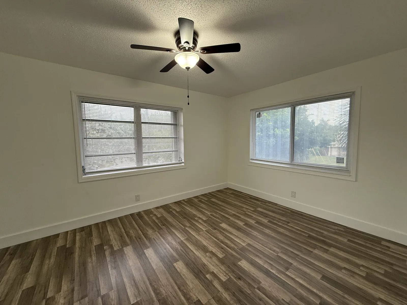1181 NE 23 Ter #11 — 1BR/1BA apartment photo 5