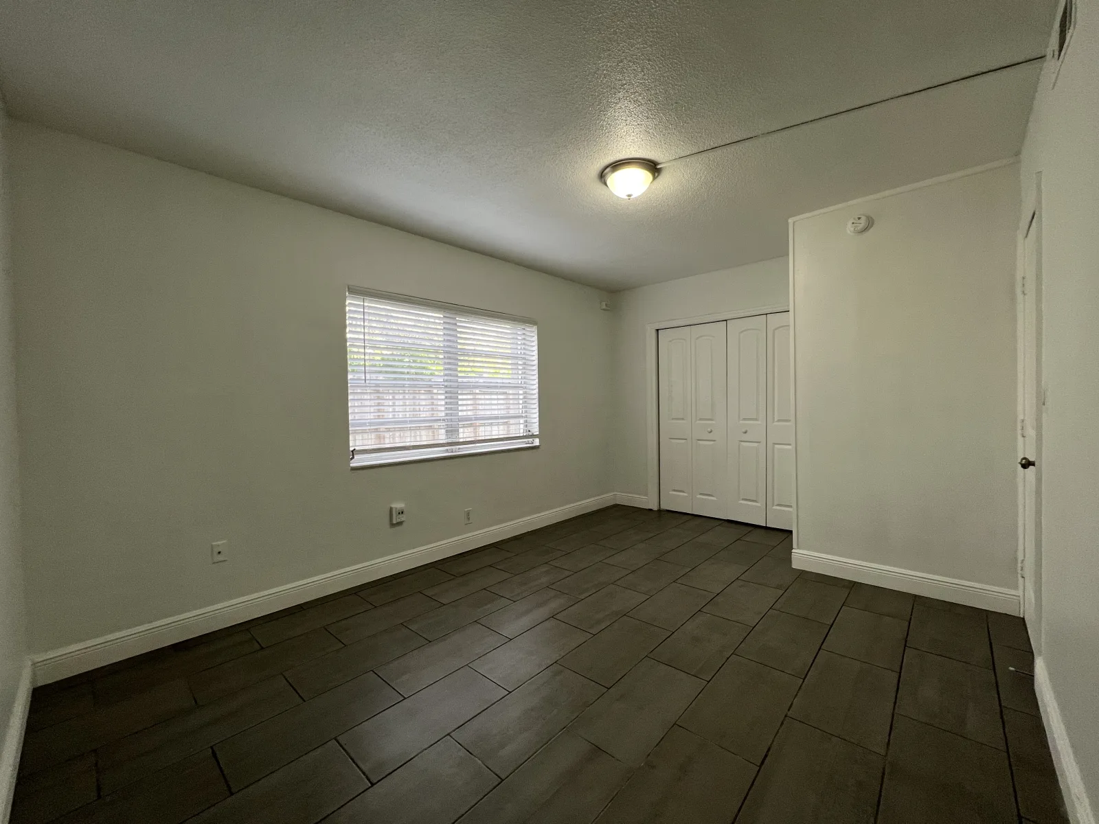 1181 NE 23 Ter #2 — 1BR/1BA apartment photo 5