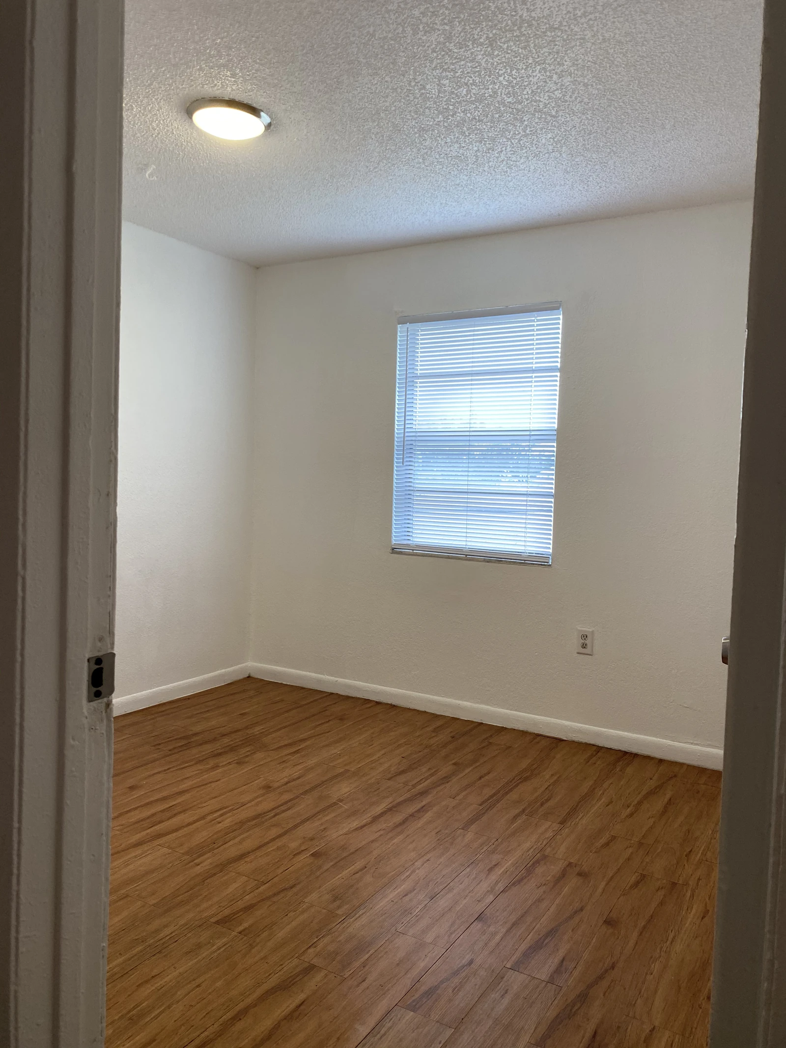 1300 NW 2 Ave #12 — 2BR/1BA apartment photo 1