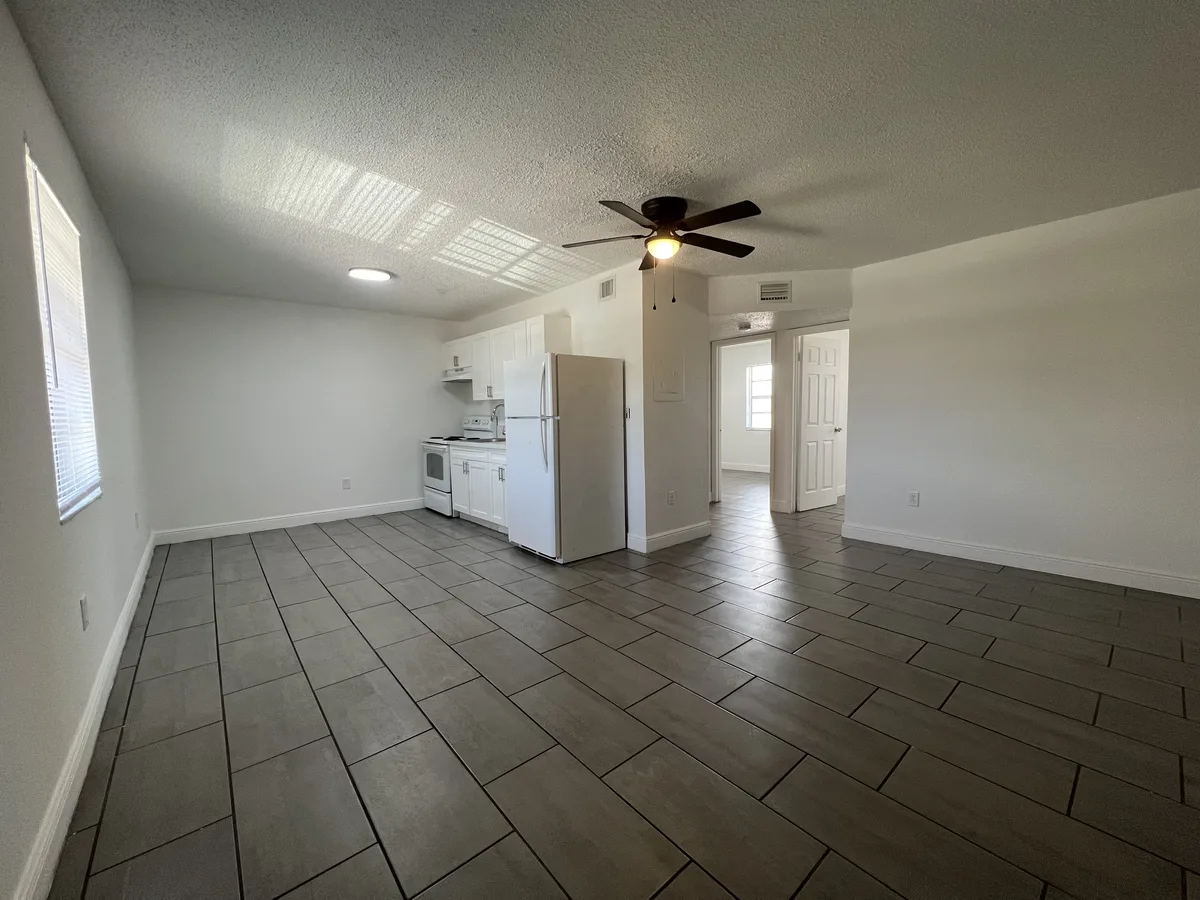 1300 NW 2 Ave #14 — 2BR/1BA apartment photo 1