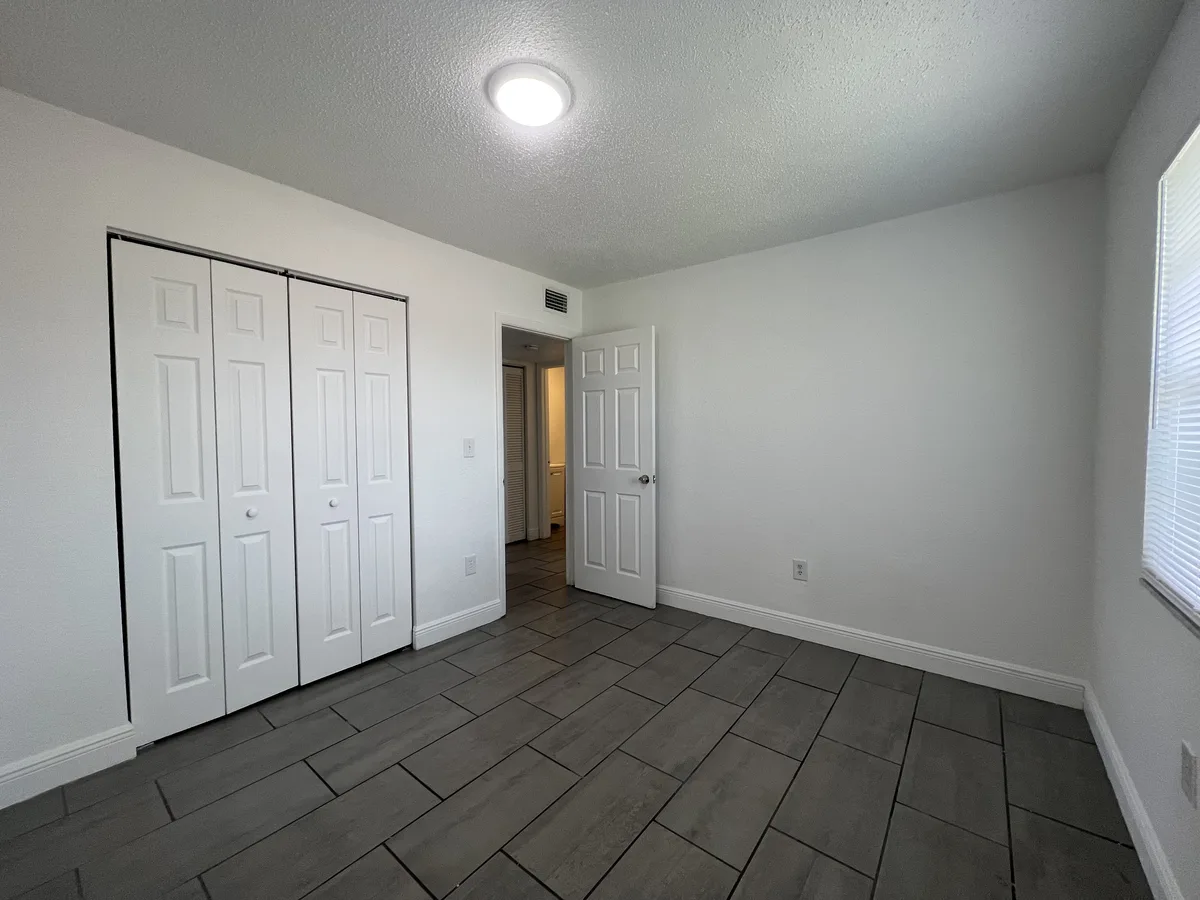 1300 NW 2 Ave #14 — 2BR/1BA apartment photo 4