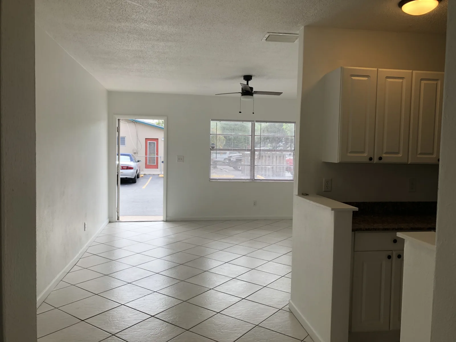 409 NW 25 St #1 — 1BR/1BA apartment photo 6